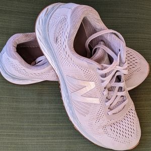 New Balance Arishi Fresh Foam Tennis Shoes